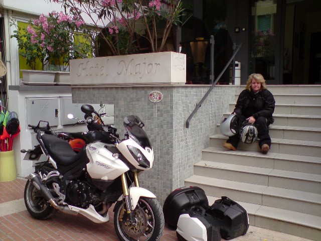 640x480 pixels (94K)